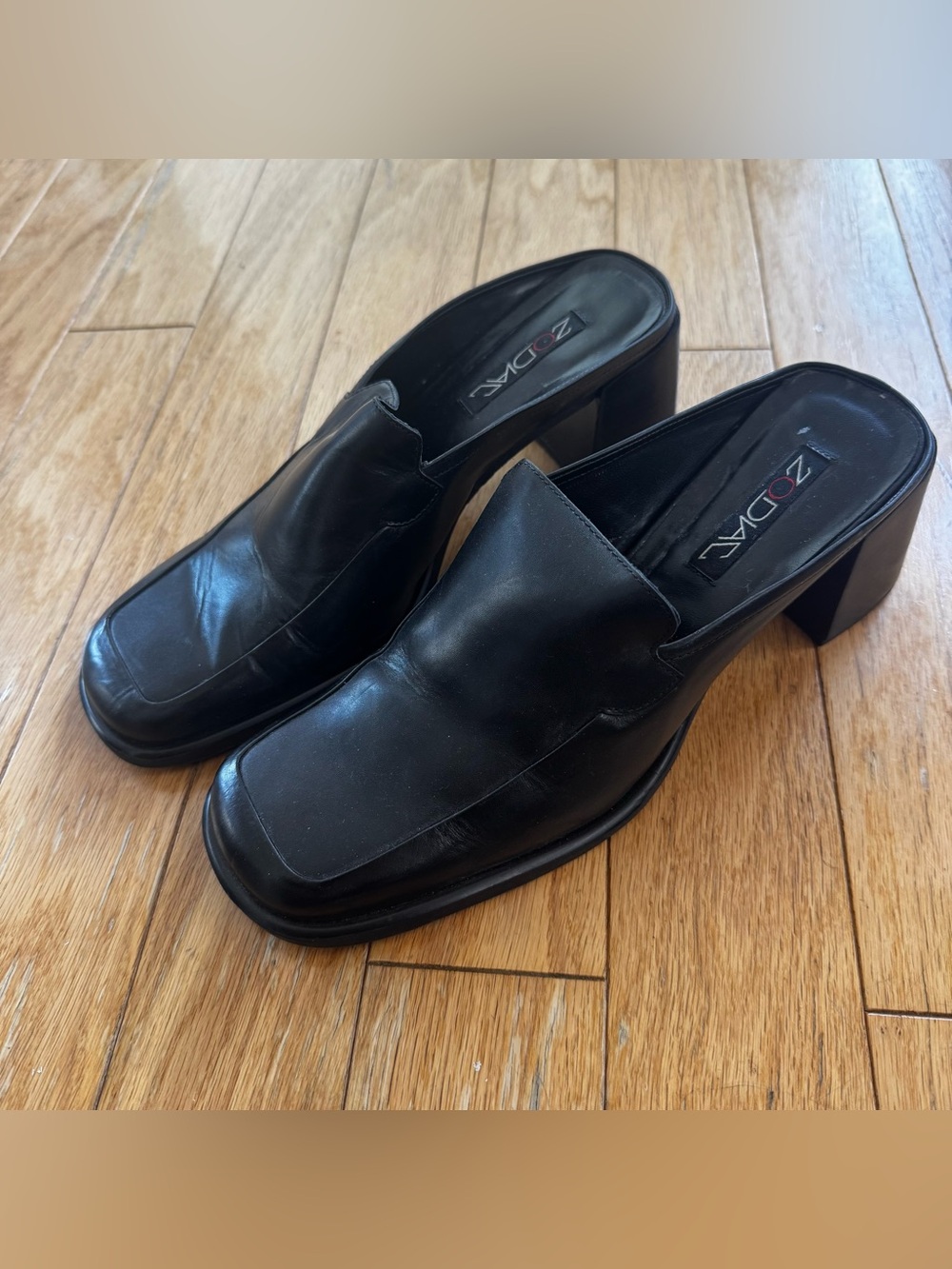 Vintage Zodiac Black Leather Mule Heels Size 10M